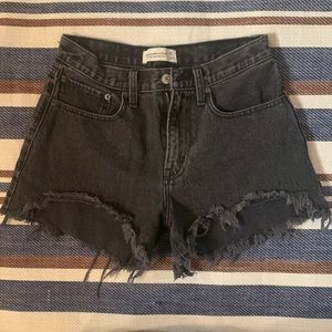 Abercrombie Curve Love Mid Rise Boyfriend Shorts Size 26